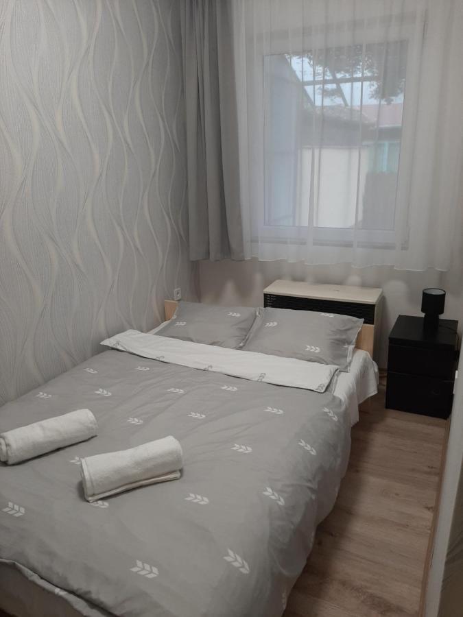 Nikolett Apartman Hajdúszoboszló Екстериор снимка