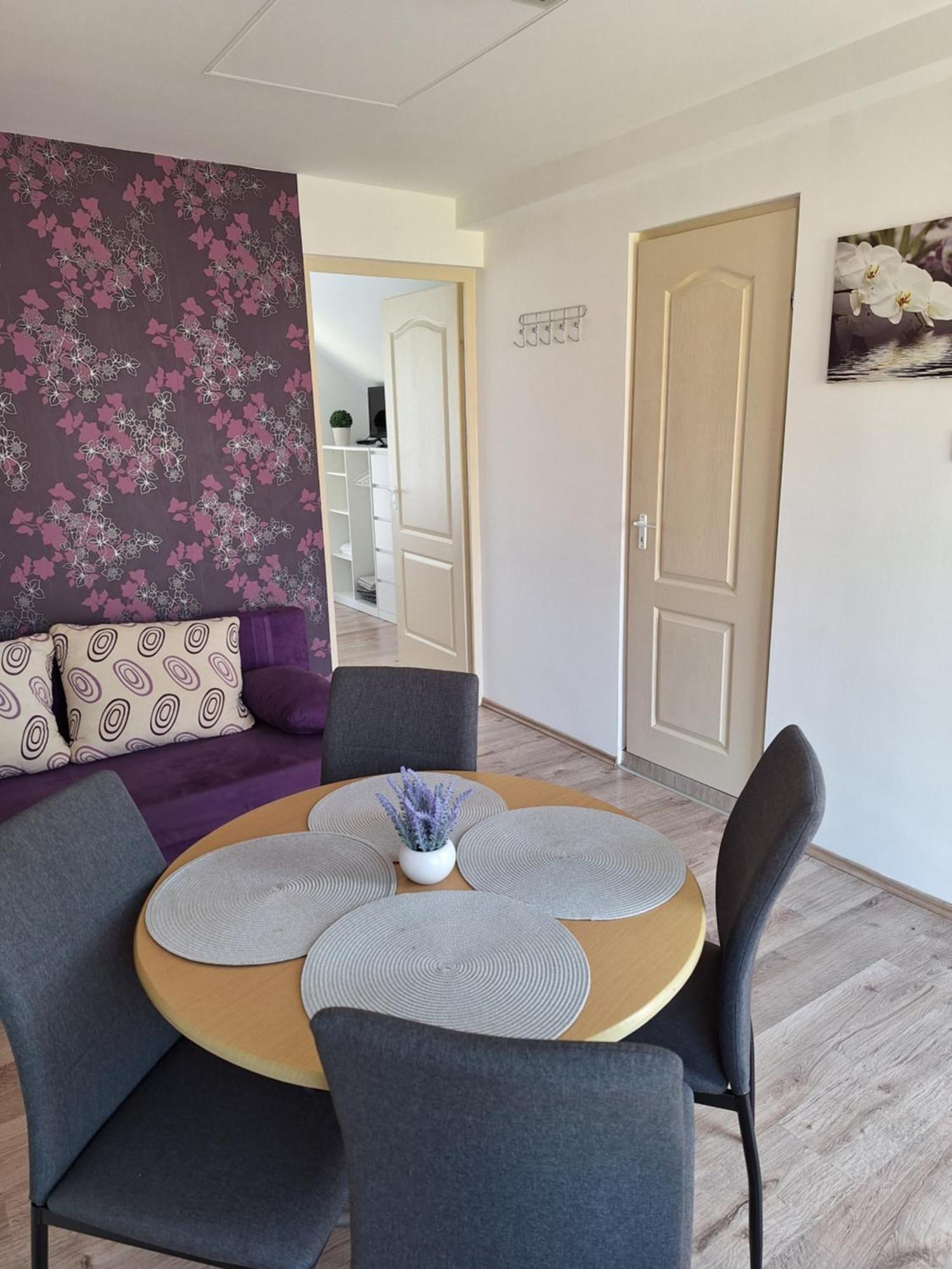 Nikolett Apartman Hajdúszoboszló Екстериор снимка